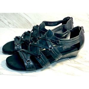Aerosoles Heelrest Wedge Heel Sandals Shoes Womens Size 8 M Black leather